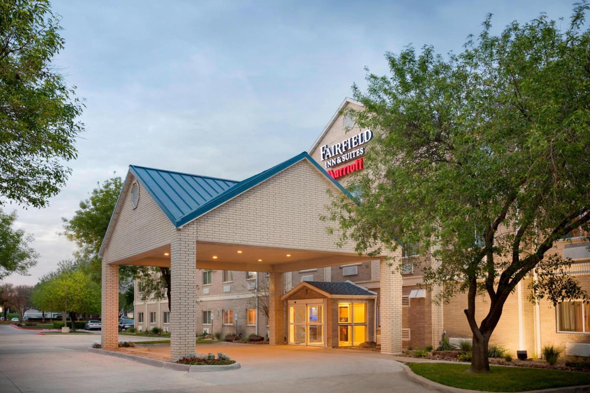 Fairfield Inn & Suites By Marriott Dallas Плано Экстерьер фото